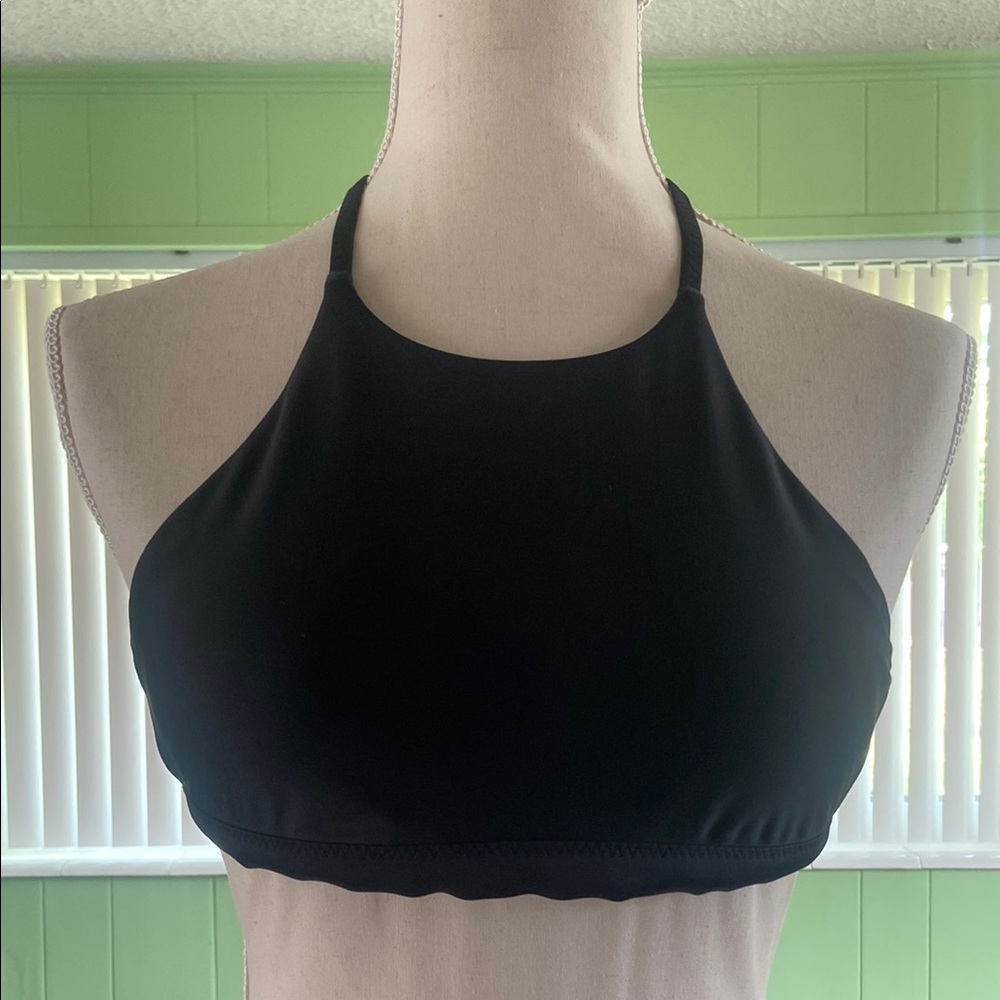 Lululemon swimsuit top